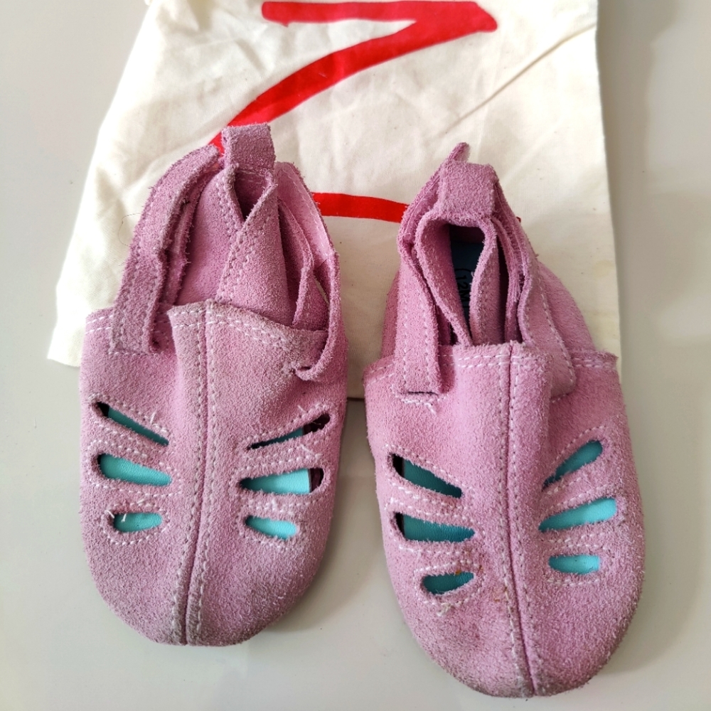 Zutano baby Pink Suede Oyster Bay Sandal size 12 month